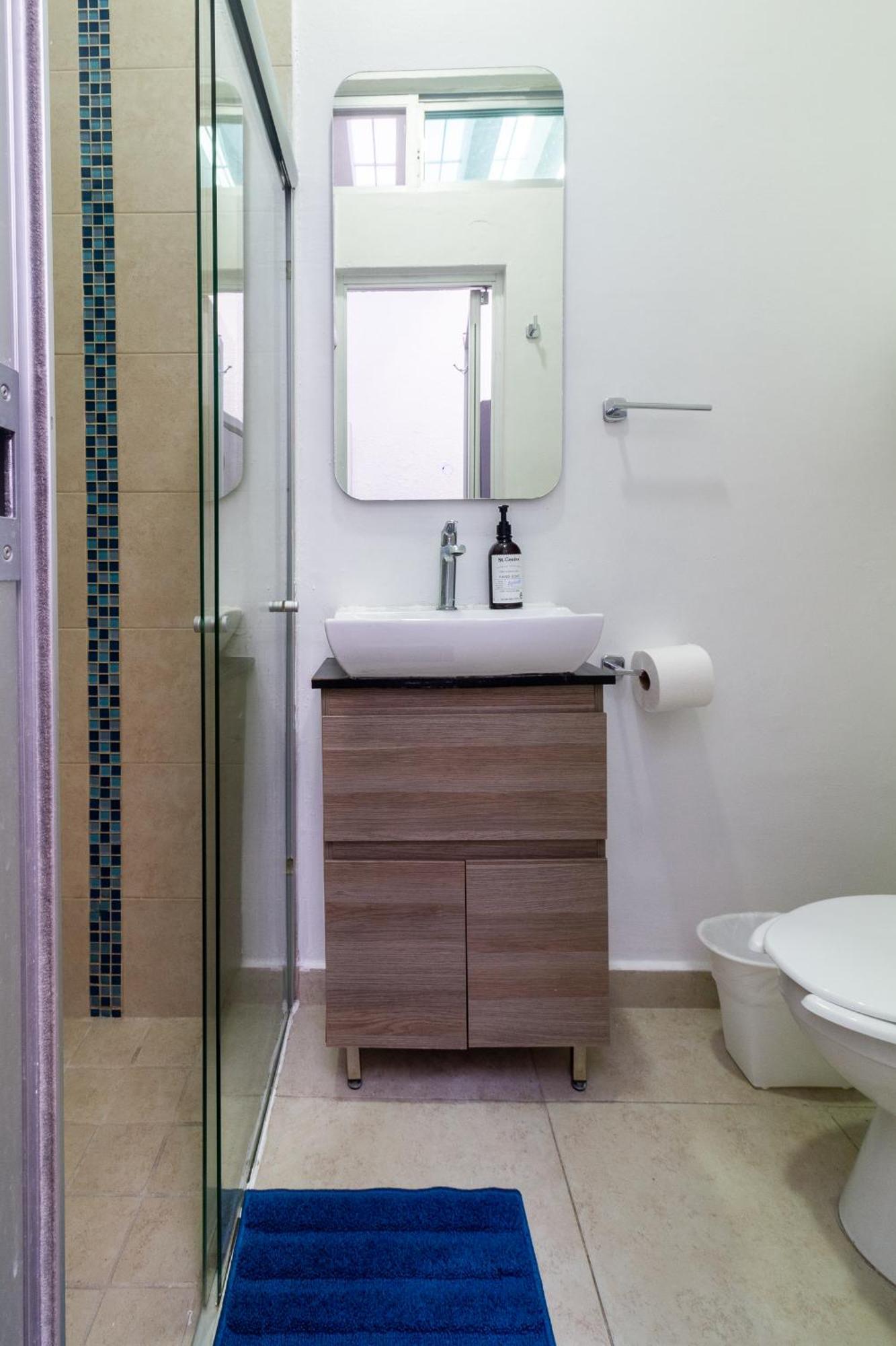 הוילה גואדלחארה Casa Azul Turquesa Excelente Ubicacion Facturamos מראה חיצוני תמונה