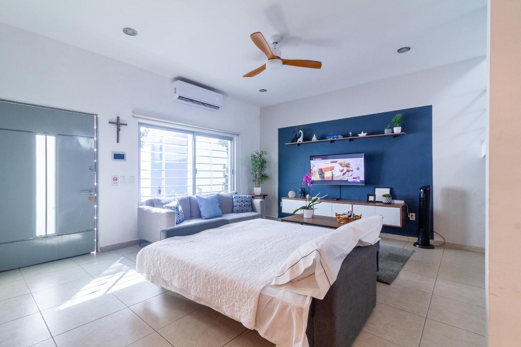 הוילה גואדלחארה Casa Azul Turquesa Excelente Ubicacion Facturamos מראה חיצוני תמונה